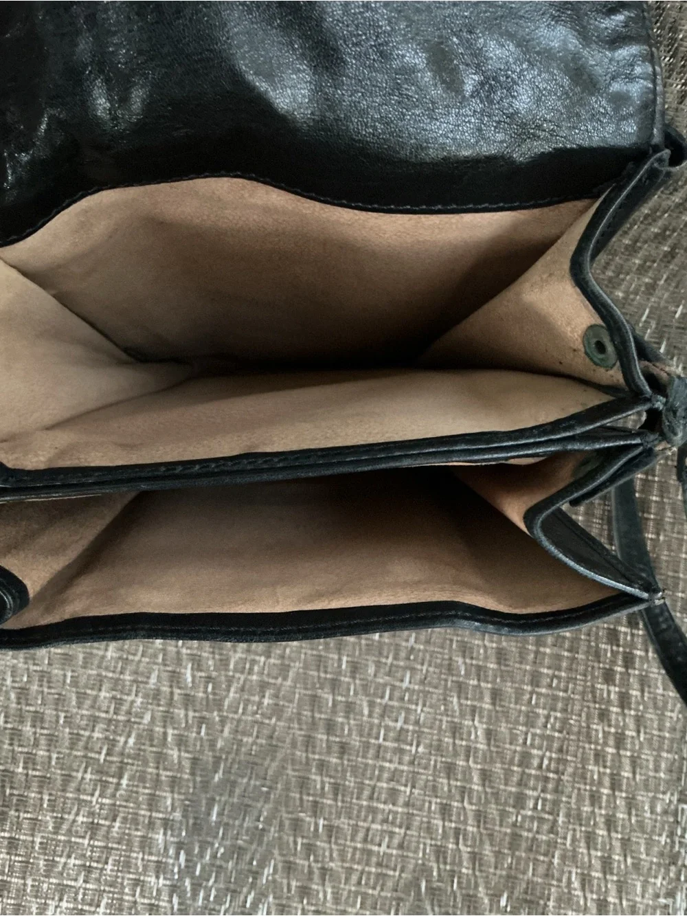 Ricci Men's Black Leather Organizer Crossbody Bag